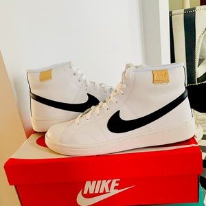 Nike blazer size 8